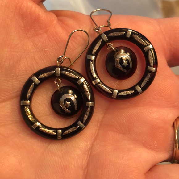 Victorian pique tortoise shell earrings - Picture 11 of 16